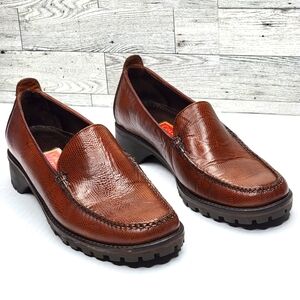 Cole Haan Country Loafer Brown Leather Size 7.5B Slug Chunky Heel Shoes